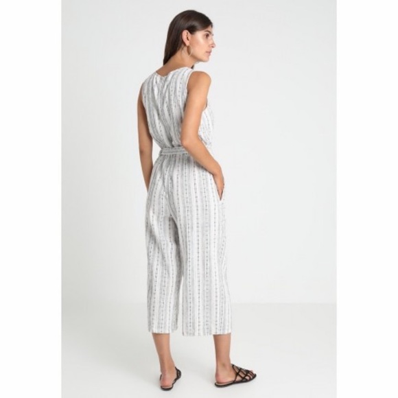 Vince Camuto Tropic Heat Woven Stripe Jumpsuit - Picture 2 of 4